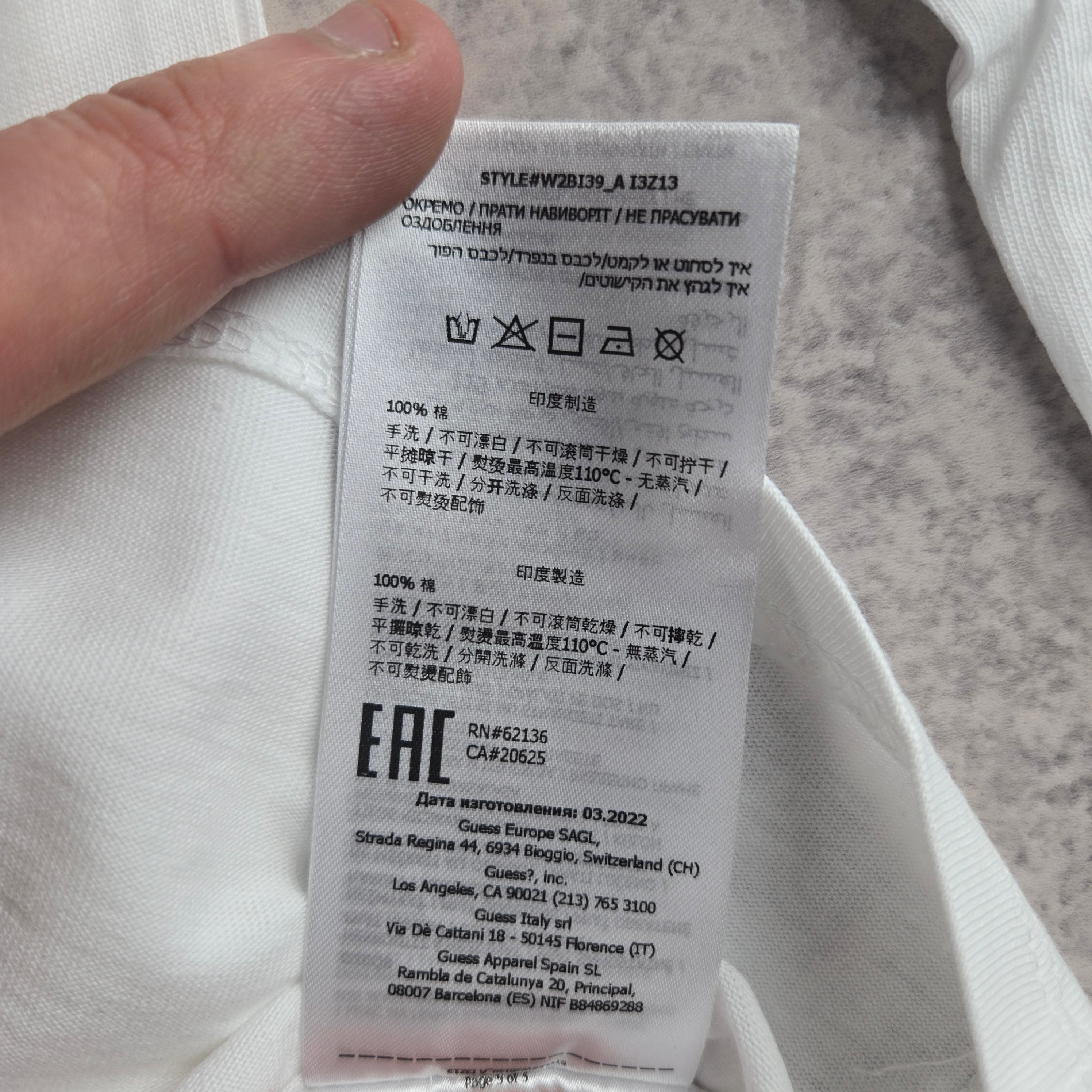 T-shirt Guess Femme