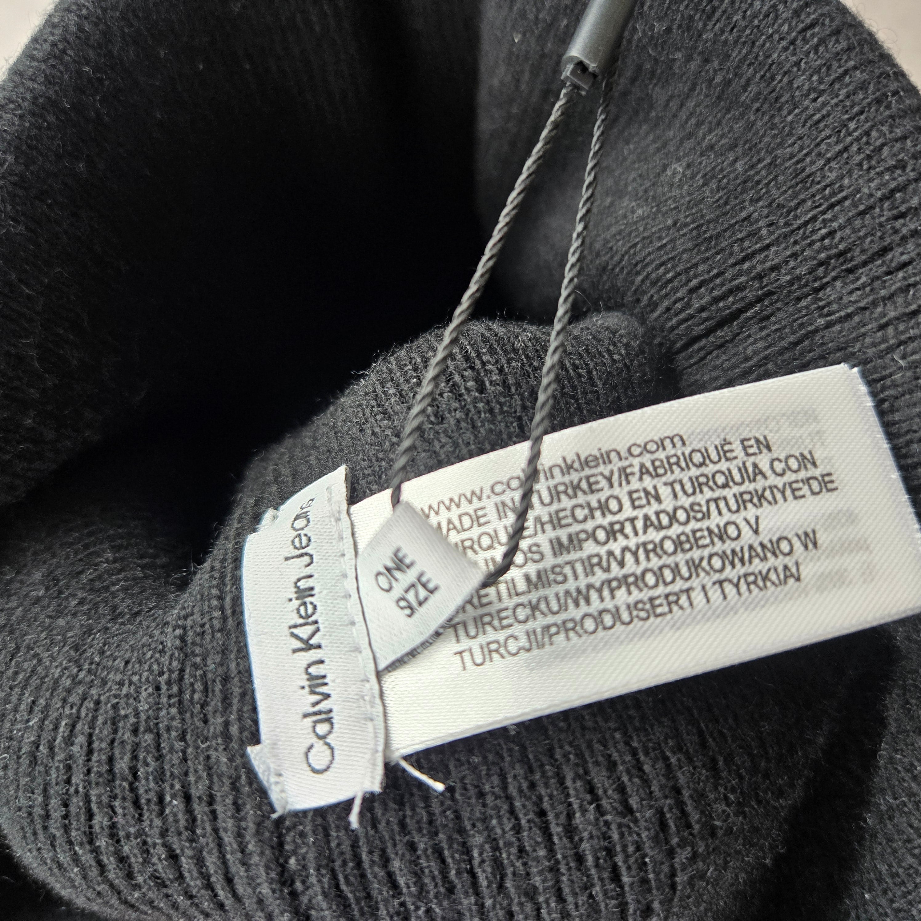 Bonnet Calvin Klein